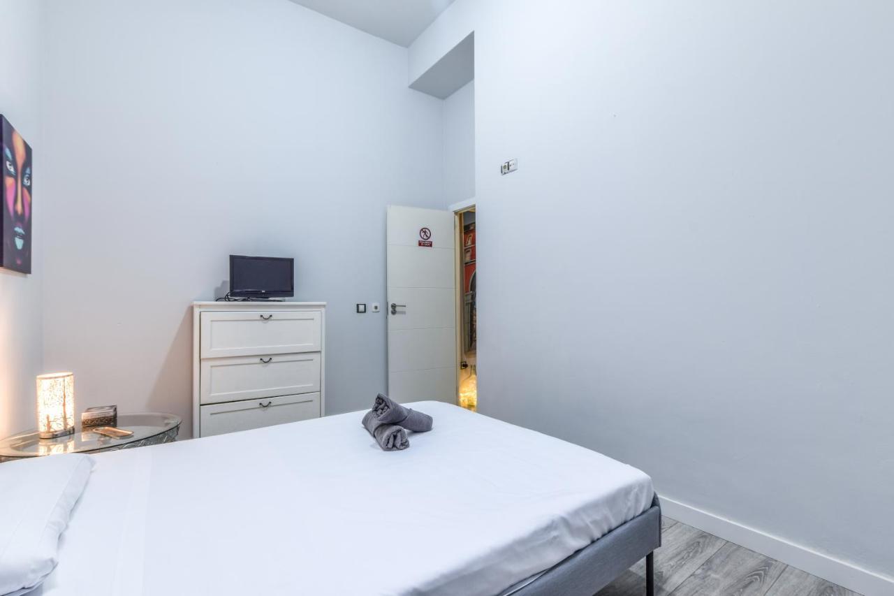 Apartamento Castizo En Madrid Rio Apartment Bagian luar foto